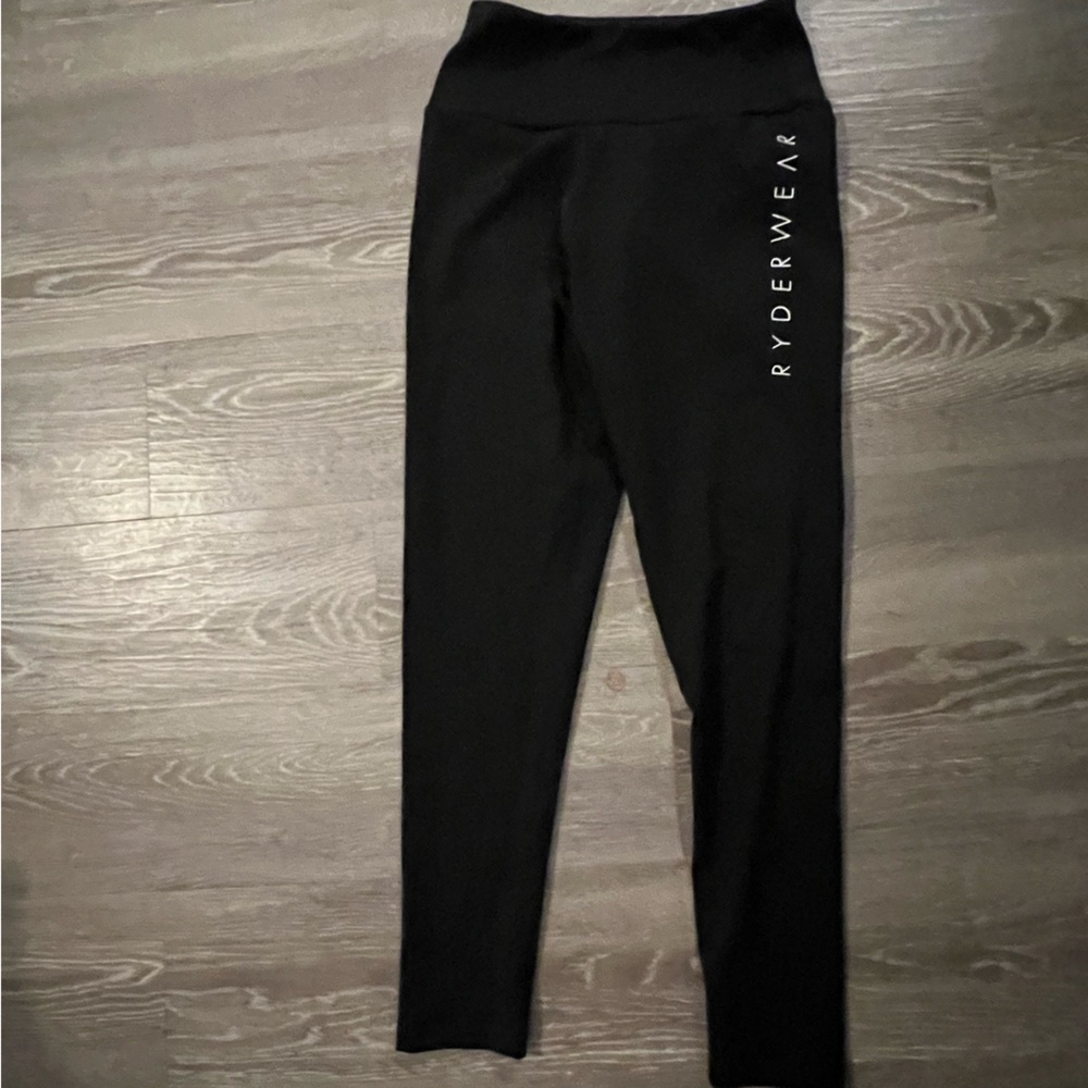 Gym leggings scrunch butt